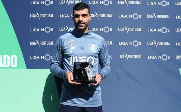 اهدای جایزه بهترین مهاجم لیگ پرتغال به طارمی